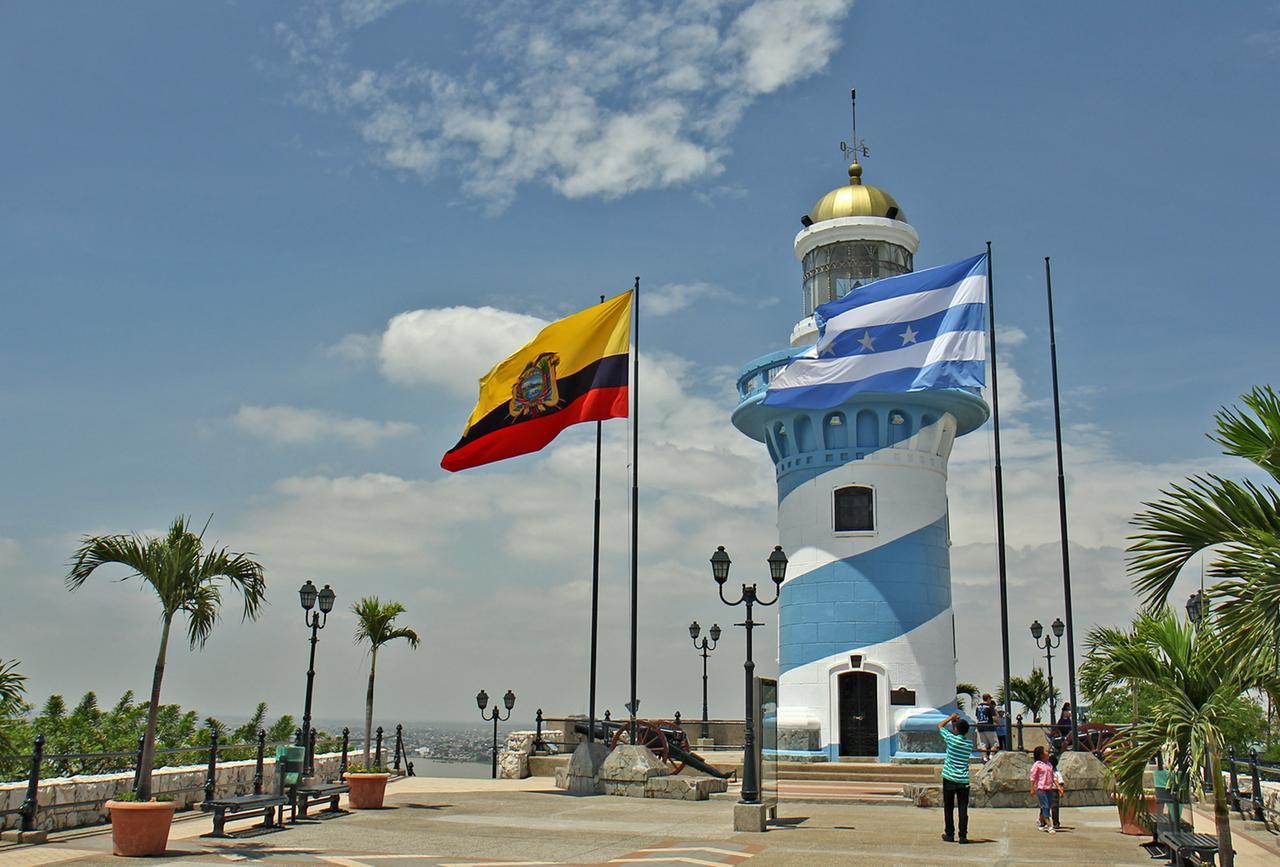 Apartaments Malecon 2000 جواياكيل المظهر الخارجي الصورة